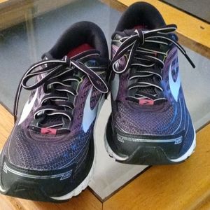 Brooks Glycerin walking shoes, great condition